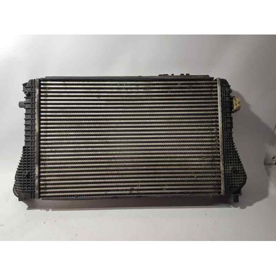 Intercooler Para Volkswagen Passat Lim.