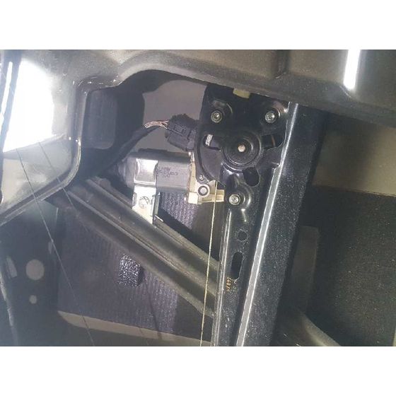 Elevalunas Trasero Derecho Para Bmw Serie 5 Berlina