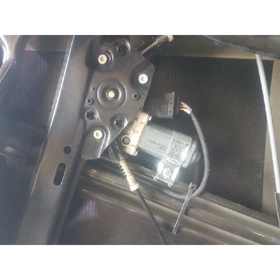 Elevalunas Delantero Derecho Para Bmw Serie 5 Berlina