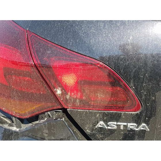Piloto Trasero Izquierdo Para Opel Astra J Lim.
