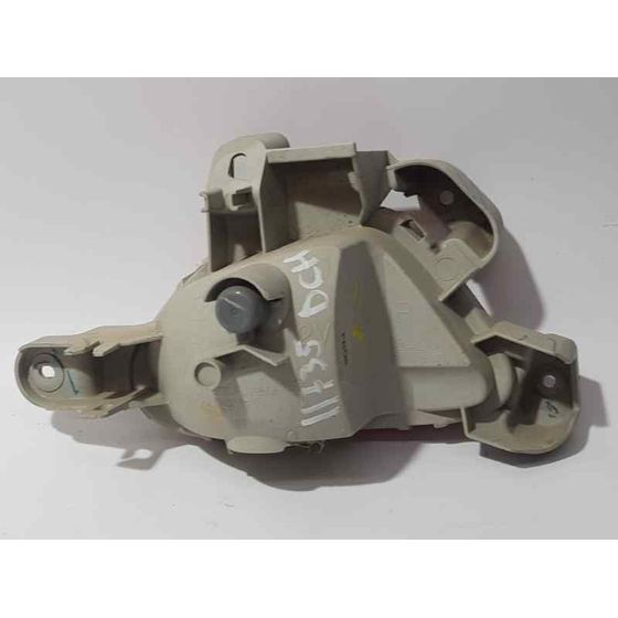 Faro Antiniebla Trasero Derecho Para Mazda 2 Lim.