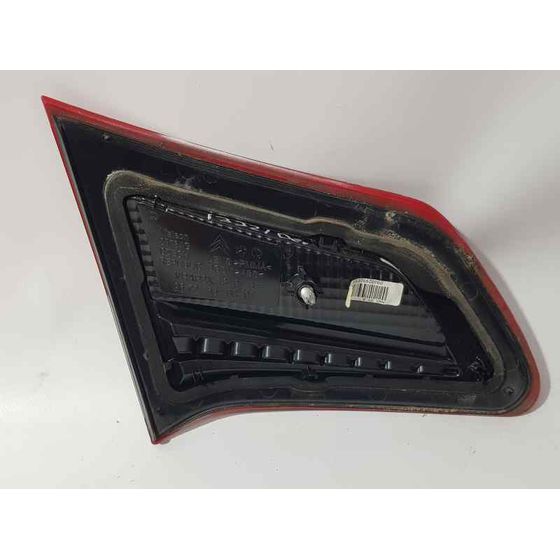 Piloto Trasero Derecho Para Citroen C4 Lim.