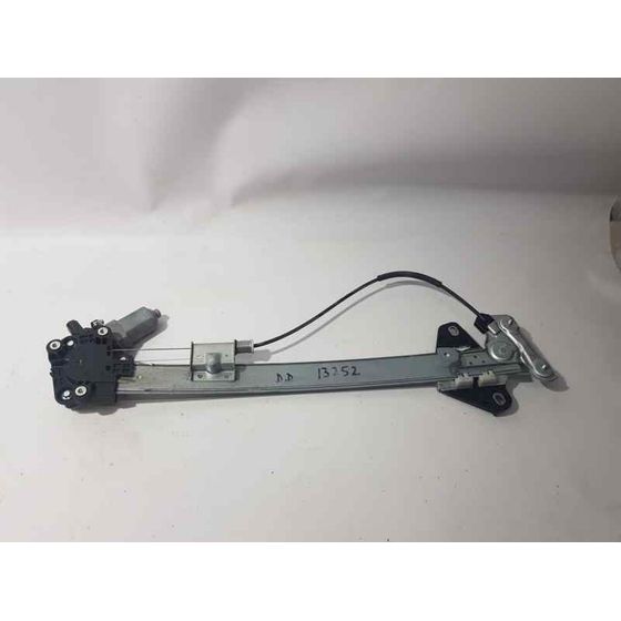 Elevalunas Delantero Derecho para Honda Accord Berlina