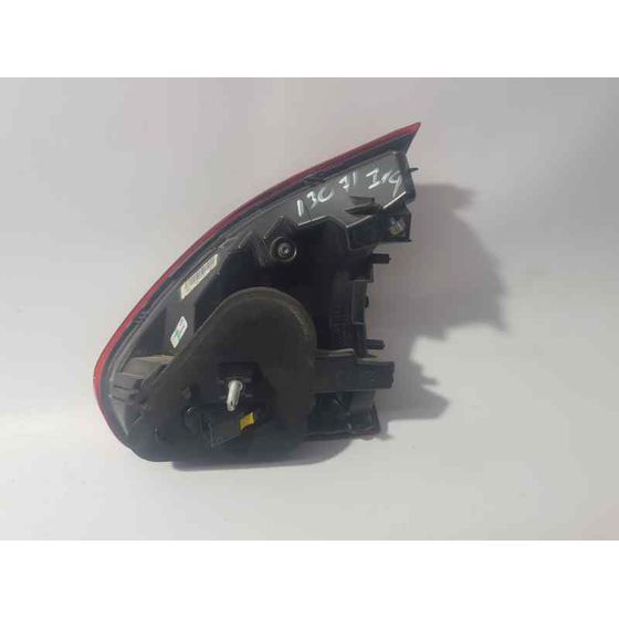 Piloto Trasero Izquierdo Para Peugeot 2008
