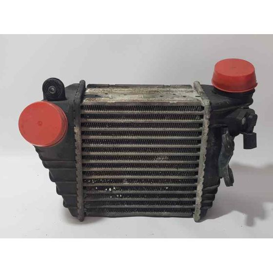 Intercooler Para Volkswagen Bora Berlina
