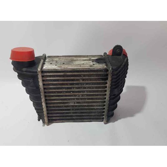 Intercooler Para Volkswagen Bora Berlina
