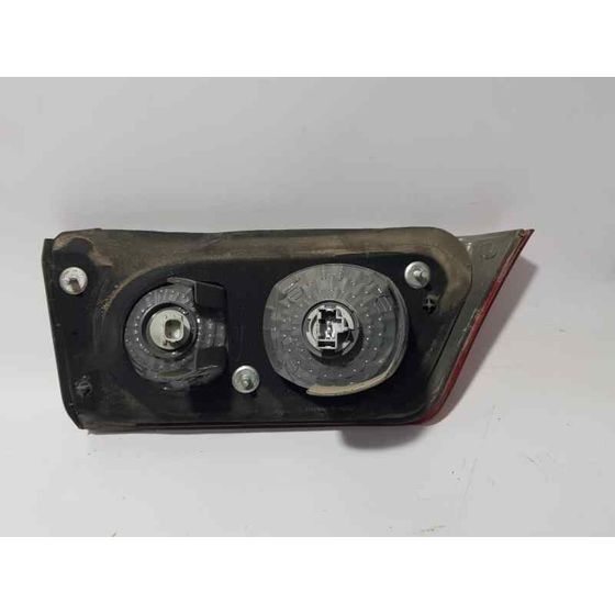 Piloto Trasero Derecho Para Honda Accord Berlina
