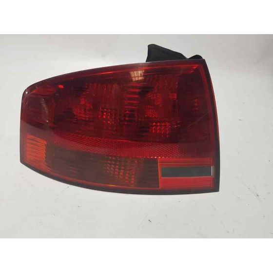 Piloto Trasero Izquierdo Para Audi A4 Berlina