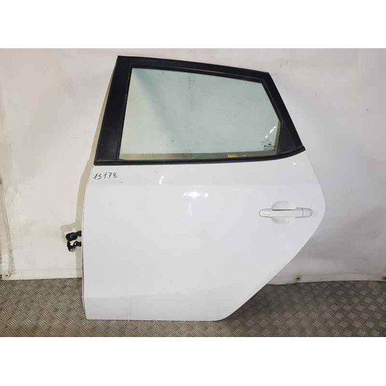 Puerta Trasera Izquierda Para Hyundai I30