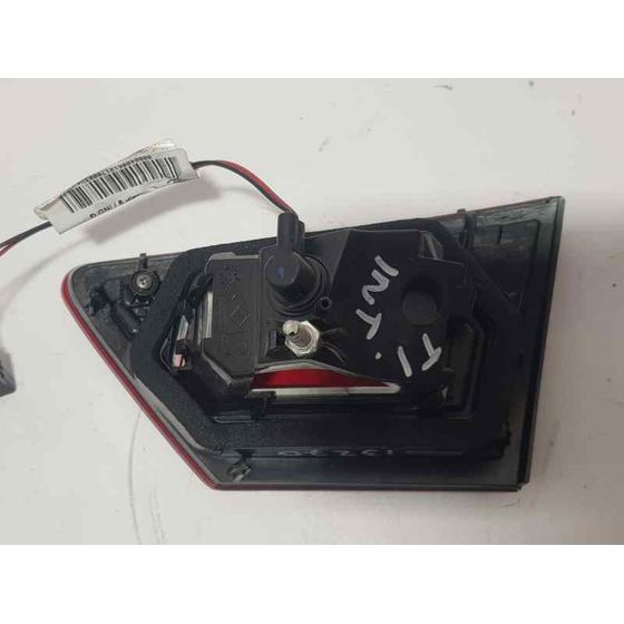 Piloto Trasero Izquierdo Para Renault Clio Iv