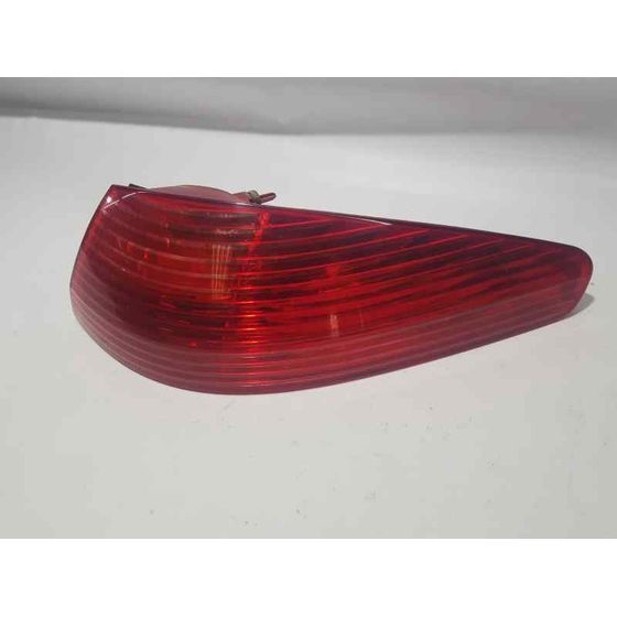Piloto Trasero Derecho Para Peugeot 607