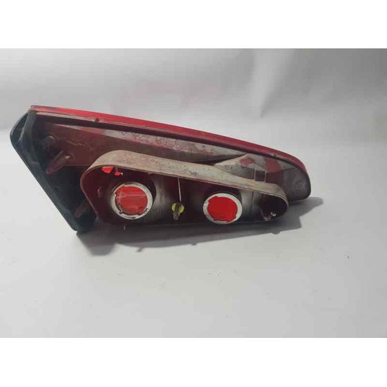 Piloto Trasero Derecho Para Peugeot 607