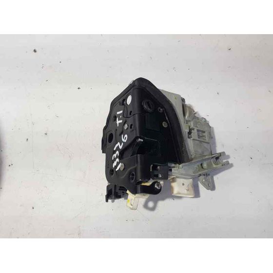 Cerradura Puerta Trasera Izquierda Para Audi A4 Ber.