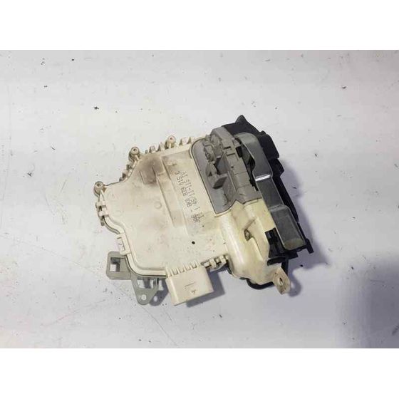 Cerradura Puerta Trasera Izquierda Para Audi A4 Ber.