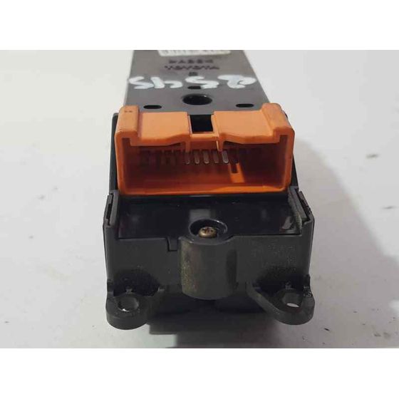Mando Elevalunas Delantero Izquierdo Para Lexus Is200