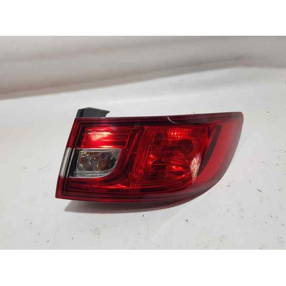 Piloto Trasero Derecho para Renault Clio Iv