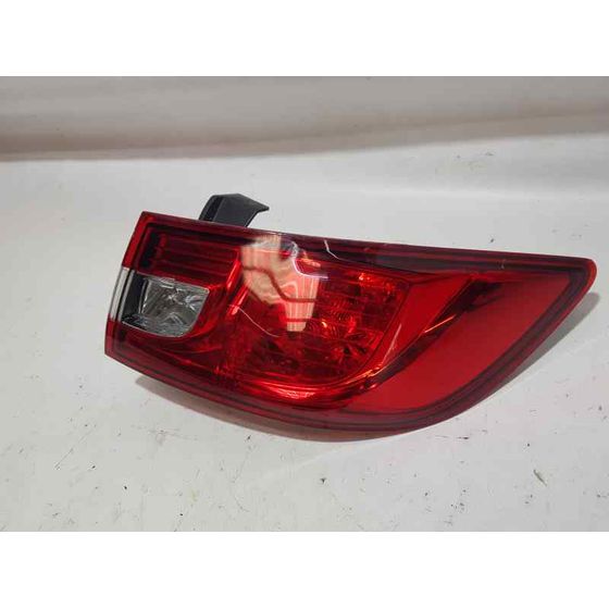 Piloto Trasero Derecho para Renault Clio Iv