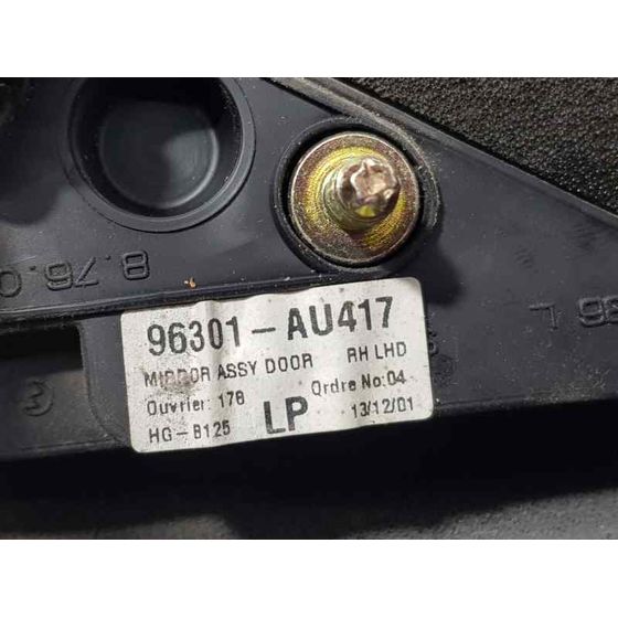 Retrovisor Derecho Para Nissan Primera Berlina