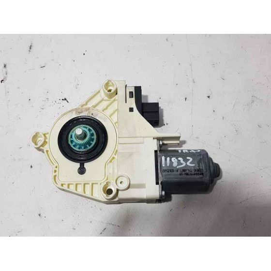 Motor Elevalunas Trasero Derecho Para Audi A6 Berlina