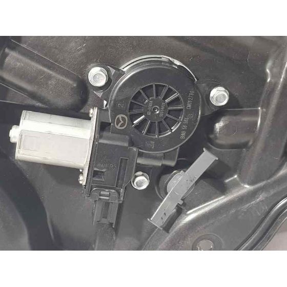 Elevalunas Trasero Derecho Para Mazda 3 Lim.