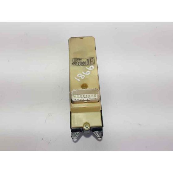 Mando Elevalunas Delantero Izquierdo Para Mitsubishi Grandis