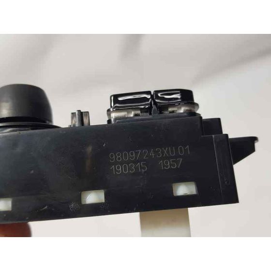 Mando Radio para Peugeot 2008 (--.2013->)