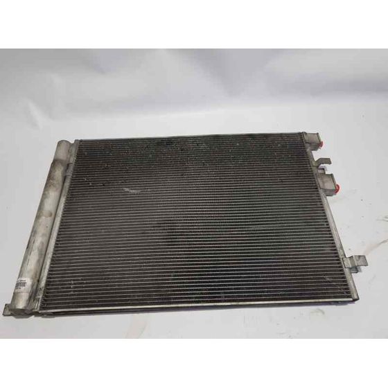 Condensador / Radiador Aire Acondicionado para Hyundai I20