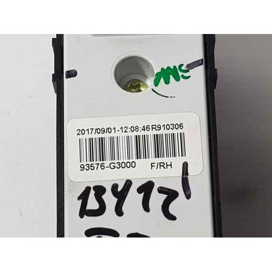 Mando Elevalunas Trasero Izquierdo para Hyundai I30 (Pd)