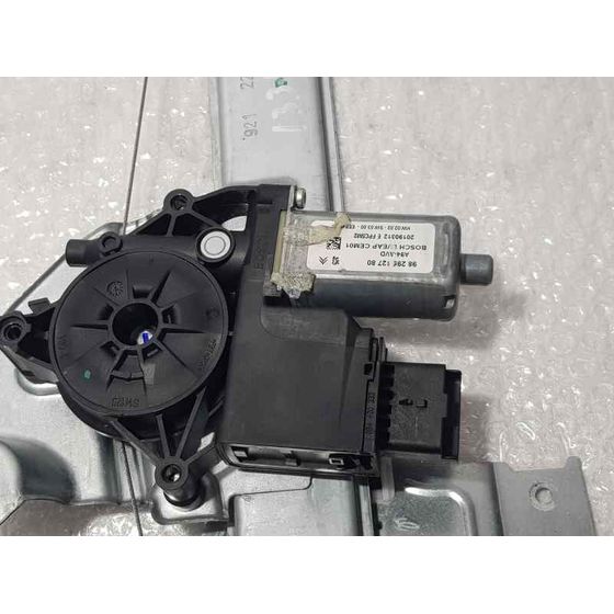 Elevalunas Delantero Derecho Para Peugeot 2008