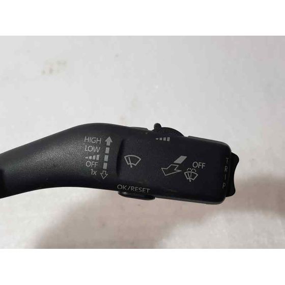 Mando Limpia Para Skoda Octavia Berlina