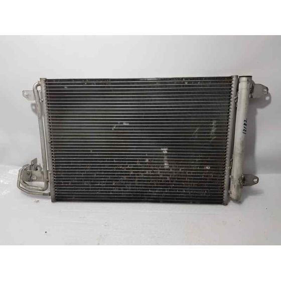 Condensador / Radiador Aire Acondicionado para Volkswagen Golf Plus (521)