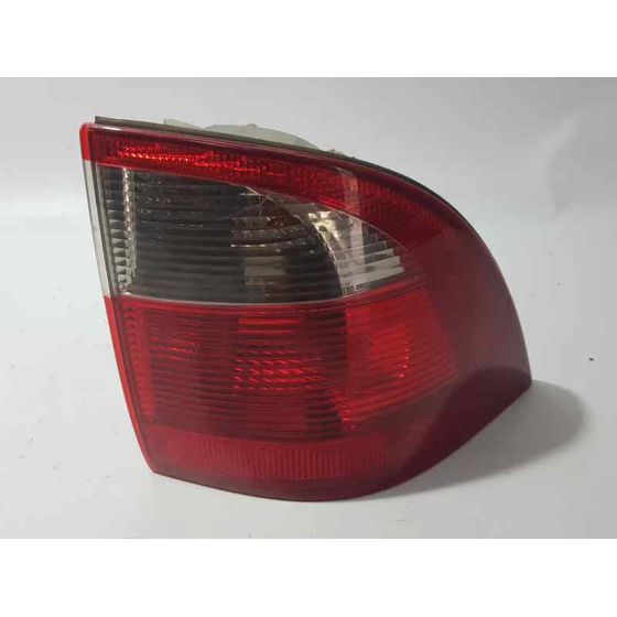 Piloto Trasero Derecho Para Saab 9-5 Familiar
