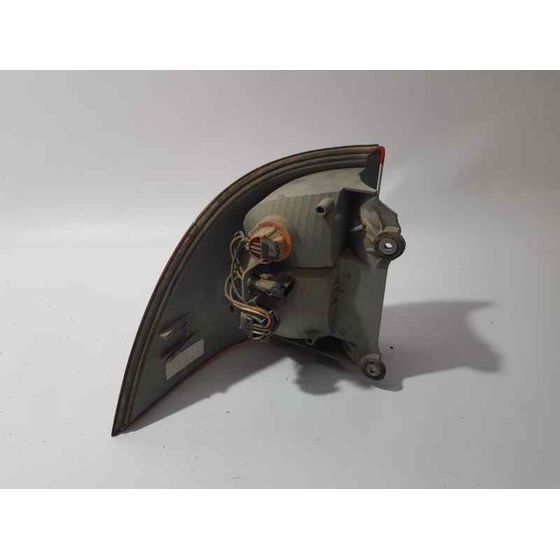 Piloto Trasero Derecho Para Saab 9-5 Familiar