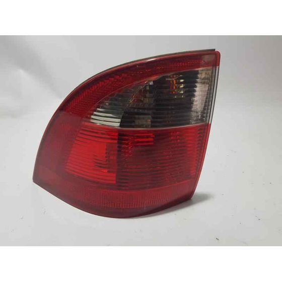 Piloto Trasero Izquierdo Para Saab 9-5 Familiar