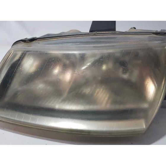 Faro Izquierdo Para Saab 9-5 Familiar