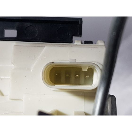 Cerradura Puerta Delantera Derecha Para Mercedes Clase B