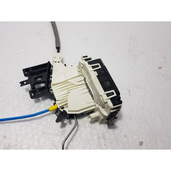 Cerradura Puerta Delantera Derecha Para Mercedes Clase B