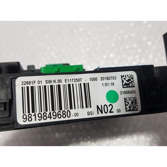 Caja Reles / Fusibles para Peugeot 208