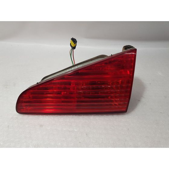 Piloto Trasero Derecho Para Peugeot 607