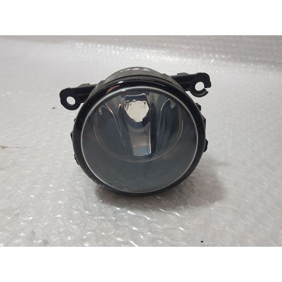 Faro Antiniebla Izquierdo Para Nissan Note