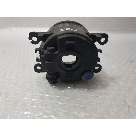 Faro Antiniebla Izquierdo Para Nissan Note