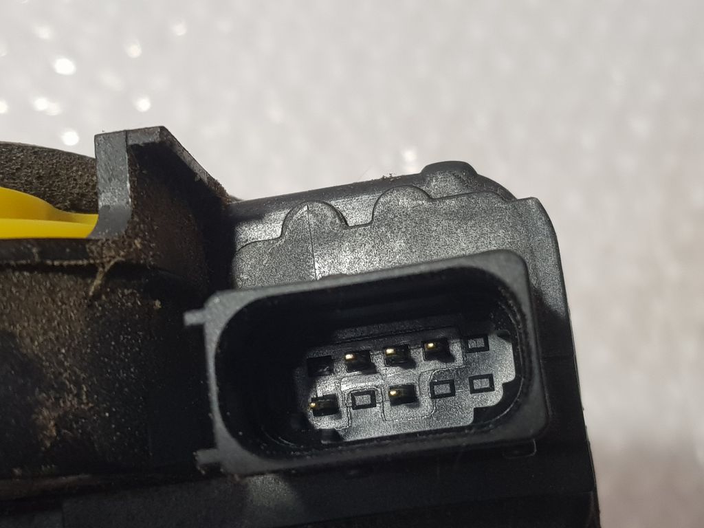 Cerradura Puerta Delantera Izquierda  Para Opel Mokka