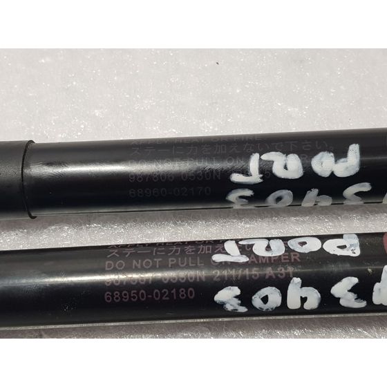 Amortiguadores Maletero / Porton Para Toyota Auris
