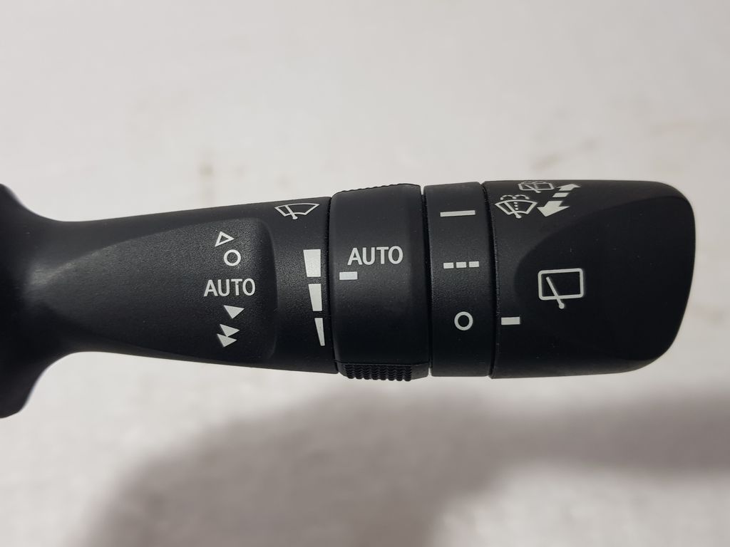 Mando Limpia Para Toyota Auris