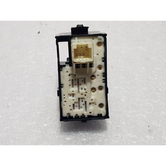 Mando Elevalunas Trasero Izquierdo Para Toyota Auris