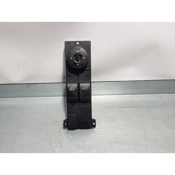Mando Elevalunas Delantero Izquierdo Para Ford Focus Lim.