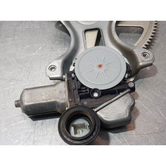 Elevalunas Trasero Derecho Para Toyota Prius