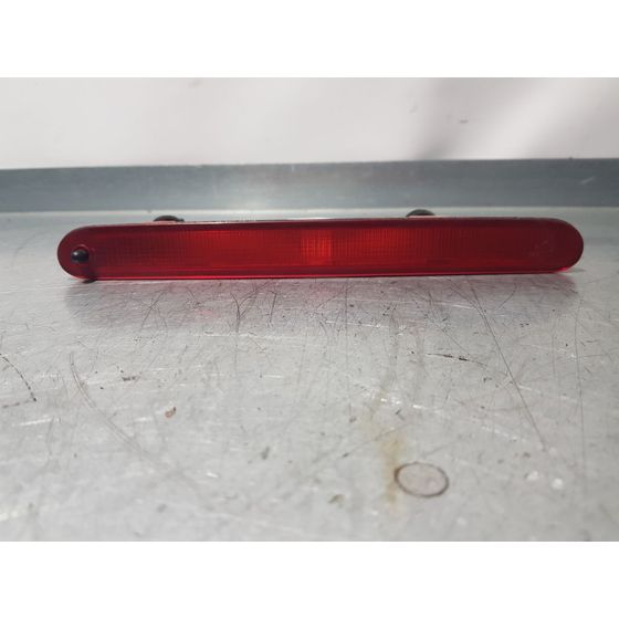 Luz Central De Freno Para Peugeot Partner Tepee