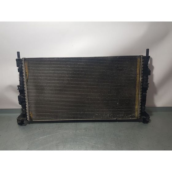 Radiador Agua Para Ford Focus Lim.