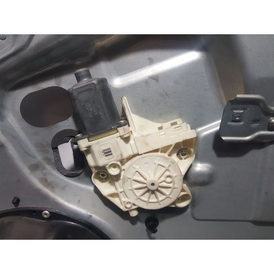 Elevalunas Delantero Derecho Para Ford Focus Lim.